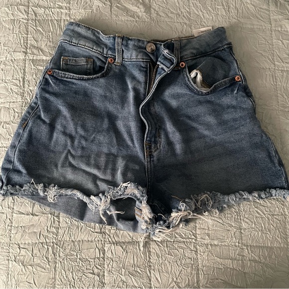 H&M Pants - Jean Denim Short